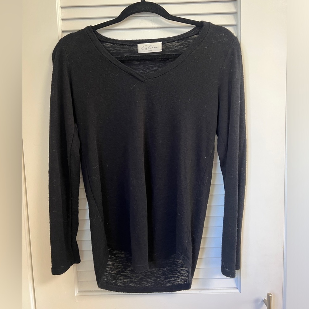 Black soft long sleeve v-neck